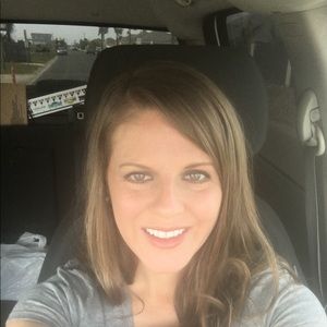 Meet your Posher, Rebekah